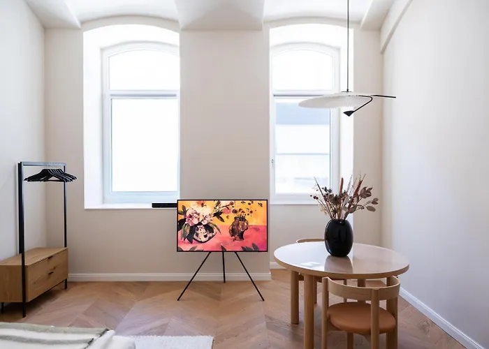 Stilvolles Altbau-apartment Direkt Am Naschmarkt *